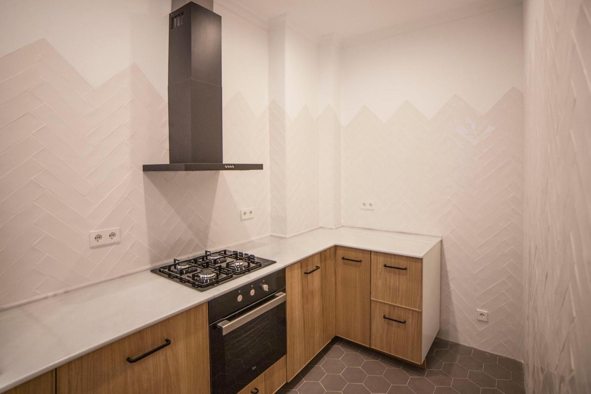 Apartamento Eg42b - Modernista En El Centro De *